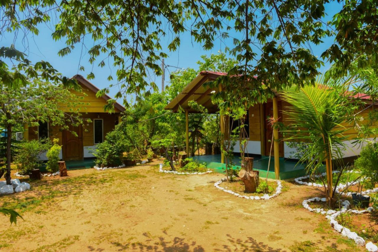 Sunntop Cabana Тринкомале Екстериор снимка