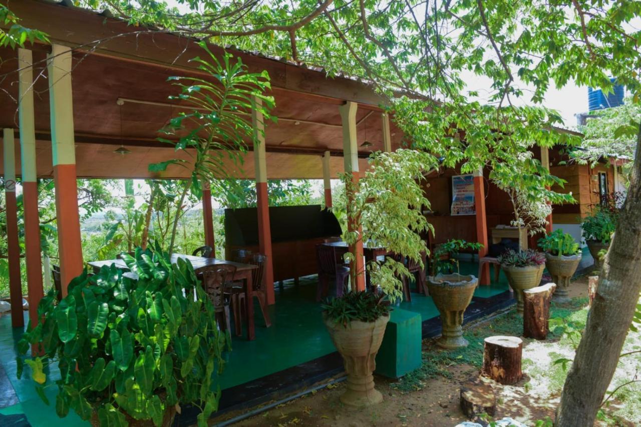 Sunntop Cabana Тринкомале Екстериор снимка